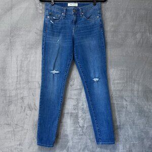 GAP True Skinny Jeans Size 28R Medium Wash